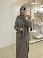 Abaya voile intégré avec détails dorés