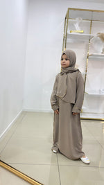 Abaya voile intégré enfant avec détails dorés