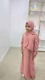 Abaya voile intégré enfant avec détails dorés