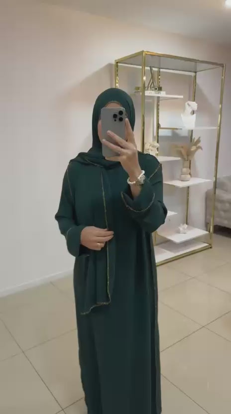 Abaya voile intégré avec détails dorés